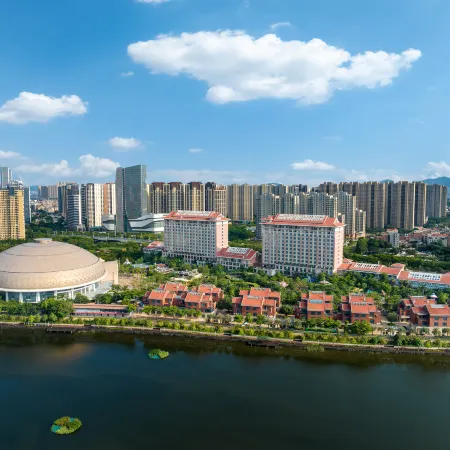 Xiamen Lingling Giraffe Manor Hotel