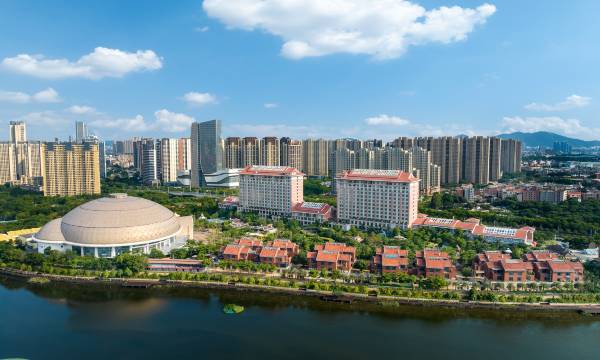 Xiamen Lingling Giraffe Manor Hotel