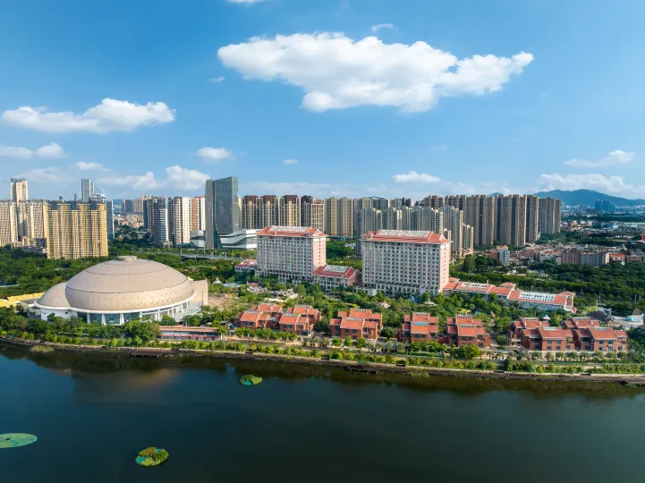 Xiamen Lingling Giraffe Manor Hotel