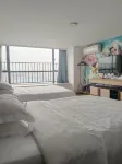 Four Seasons Joy Apartment (Shunde Yue Ran Square Store) - Rooftop Pools