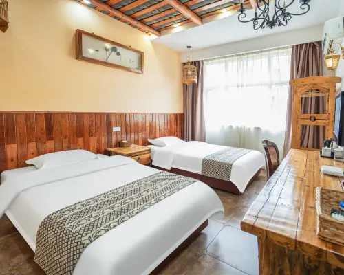 Huixian County Hotel (Guilin Normal University Yucai Campus Exhibition Center Branch) Hotels near Qixing
