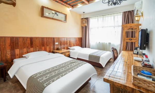 Huixian County Hotel (Guilin Normal University Yucai Campus Exhibition Center Branch)