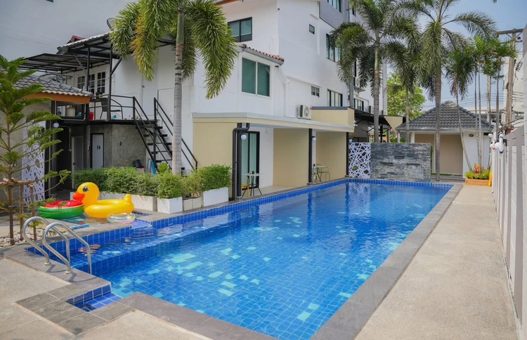 รูปภาพของR2 bed&pool / อาร์ทูเบดแอนด์พูลกาญจนบุรี