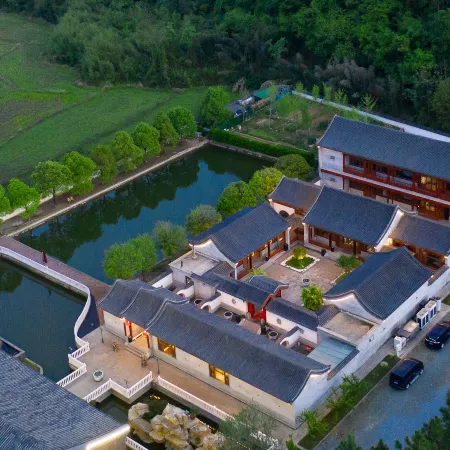 Floral Hotel·Jingdezhen Fuliang Mountain Ju Tang Homestay