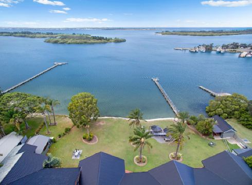 Moby Dick Waterfront Resort Motel