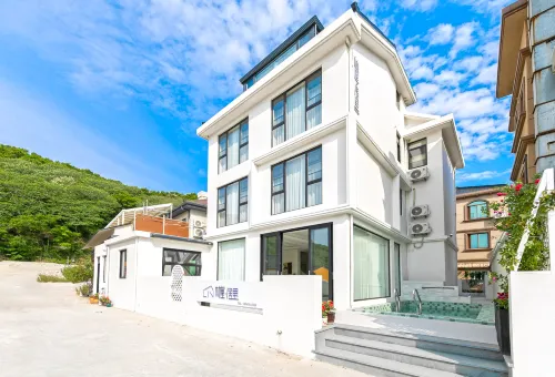 Zhujiajian Linli · Juli Swimming Pool Homestay (Putuoshan Airport Wugongshi Wharf) - Pools