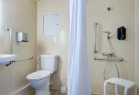 B&B Hotel Villeneuve Loubet Village Hotels in Villeneuve-Loubet