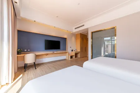 Yiyang Guifeng BlueCreate Hotel Отели в г. Иян