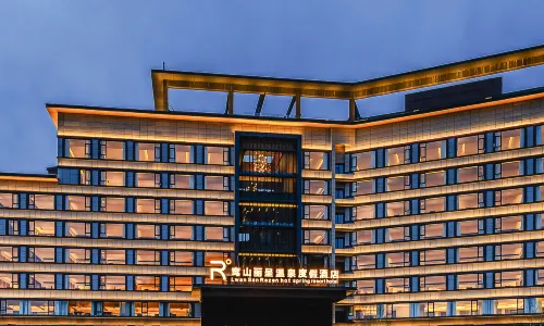 Chengde Longhua Luanshan Licheng Hot Spring Resort Hotel