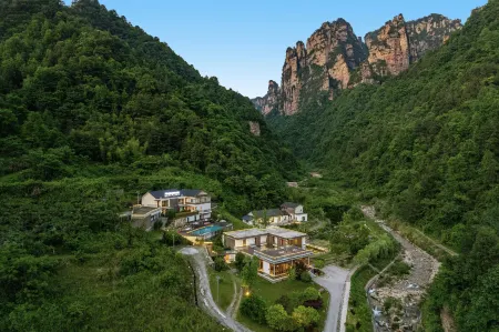 Avatar's Mist Valley Hotel Отели рядом с достопримечательностью «Tianbofu»