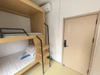 Monkey Light Youth Hostel (Taidong Pedestrian Street Branch)