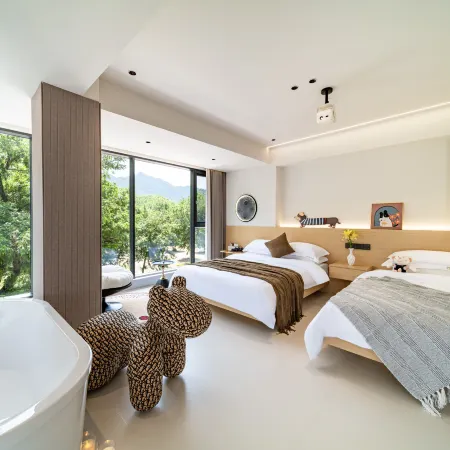 Yunqi Lemon · Petrichor Mountain-View Villa · Rafting & Stream Trekking · Family Waterfront Cottage