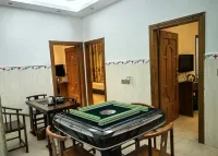 Jomo Cultural Hotel (Zhaoping Huangyao Ancient Town)