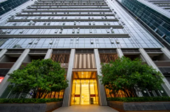 鉑頓雲端公寓（龍崗萬科廣場吉祥地鐵站店） 鄰近深圳紅立方-科技館的酒店