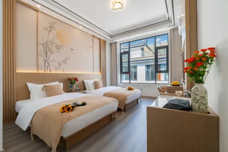 Encounter Haven Отели рядом с Аэропорт Лицзян