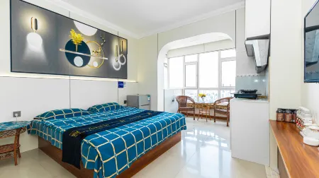 Youth Age · Quiet Sleep Guest Rooms · City Apartments (Jiangbei University Town Branch) Отели рядом с достопримечательностью «Heilongjiang Vocational and Technical College of Construction»