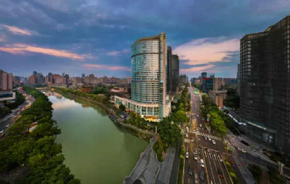 成都天府廣場華西壩地鐵站亞朵酒店 鄰近大學路的酒店