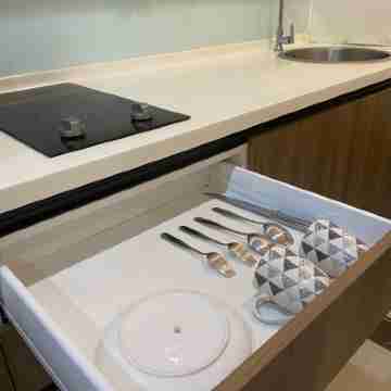 Minimalist Bliss - Strategic Place, Near Kuching Hospital & Kuching City Rooms