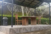 Mongan Homestay Beside The Belulang Hot Spring Hotel dekat Stockist NASA DK.1503 PENEBEL TABANAN