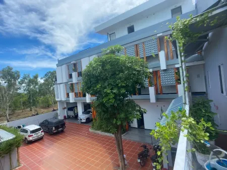 Ngoc Hoa Hotel - Near Vinwonder Nam Hoi An