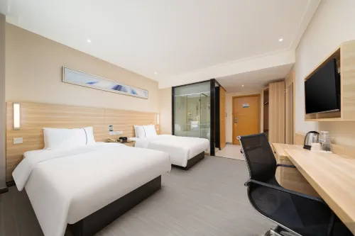 シティ コンフォート イン ホテル（南寧朝陽広場地下鉄駅三街二巷）