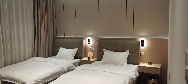 Mingsheng Hotel Hotels in Dingzhou