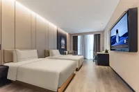 青島紅島高新區華東路亞朵飯店