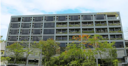 Big Hotel Отели рядом с достопримечательностью «Себу Докторс Юниверсити»