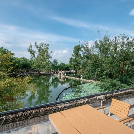 Hongcun Hetang Moonlight Luxury Homestay