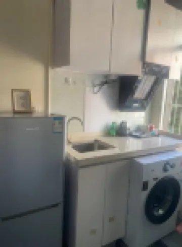 木槿輕奢公寓HOSTEL（深圳大芬地鐵站油畫村店） 潔宇·肖像附近的飯店