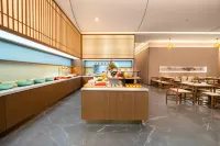 Moshang Qingju Hotel (Xingyi Sunshine Valley Tourist Resort)