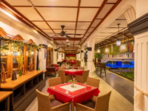 Raintree Boutique Villa & Gallery