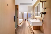 Tianxun E-Sports Hotel (Gongbei Port Fuhuali)