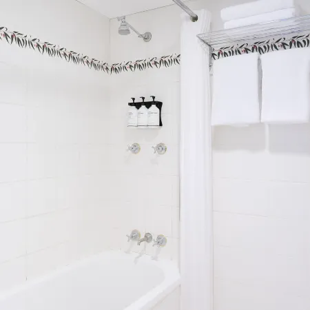 Abode Tuggeranong