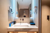 Liberty Hotel at Kunming Railway Station North Square & Huancheng South Rd Metro Station