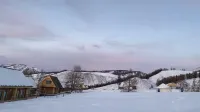 Beiyichenju (Baihaba Scenic Area Store) - Mountain view