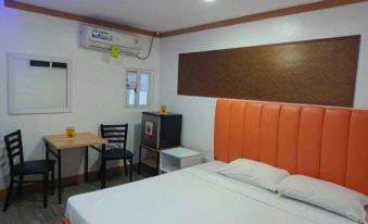 Collection O JM Lodge Near Clark Airport