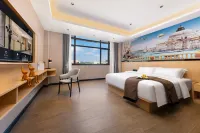 Zhongyue Qitai Hotel (Huiyang Railway Station Branch)