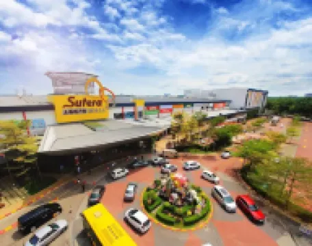 The Platino Modern Next To Paradigm Mall