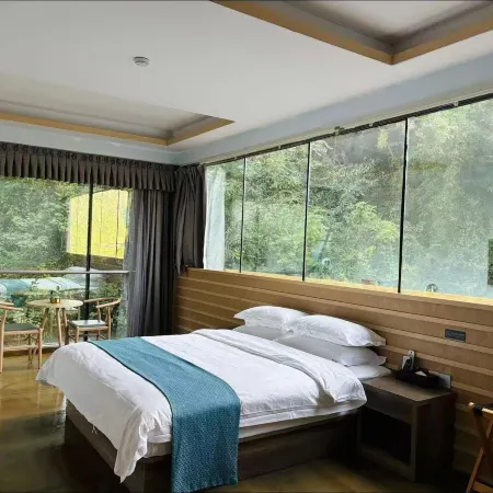 Mingshi Yizhan Hotel