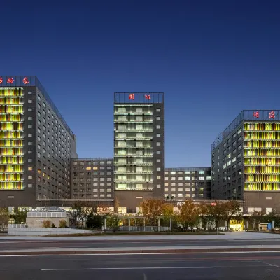 Raypar Yulong International Hotel Отели рядом с достопримечательностью «Станция метро Wanshoulu»