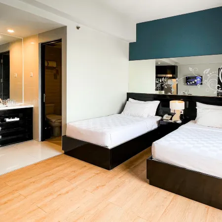 Grand Darmo Suite by AMITHYA Hôtels à : Wonokromo
