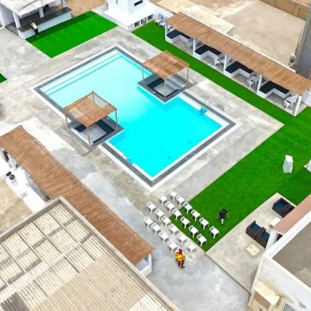 The Cove - Beach Resort & Club