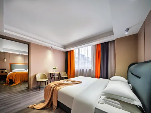 Teddy Hotel (Yiwu International Trade City Branch)