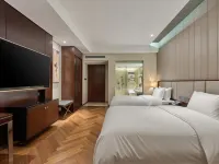 Crowne Plaza Taizhou Hotels in Taizhou
