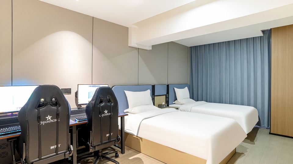 HUANJING HOTEL