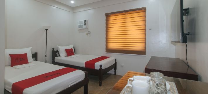 RedDoorz @ Davids Travellers Inn Cavite Hoteles en Provincia de Cavite