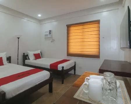 RedDoorz @ Davids Travellers Inn Cavite Hoteles en General Trias