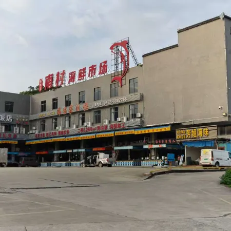 Qinhai (Yangjiang Hailing Island Shili Silver Beach)