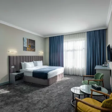 諾沃天空飯店 噴泉廣場附近的飯店